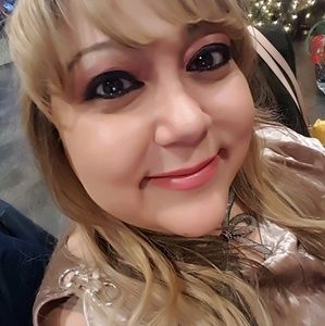 Meet your Posher, Mysti